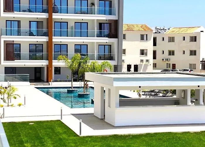 H&o New 4 Seasons Universal