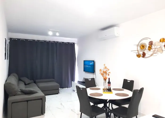 아파트 H&o New 4 Seasons Universal