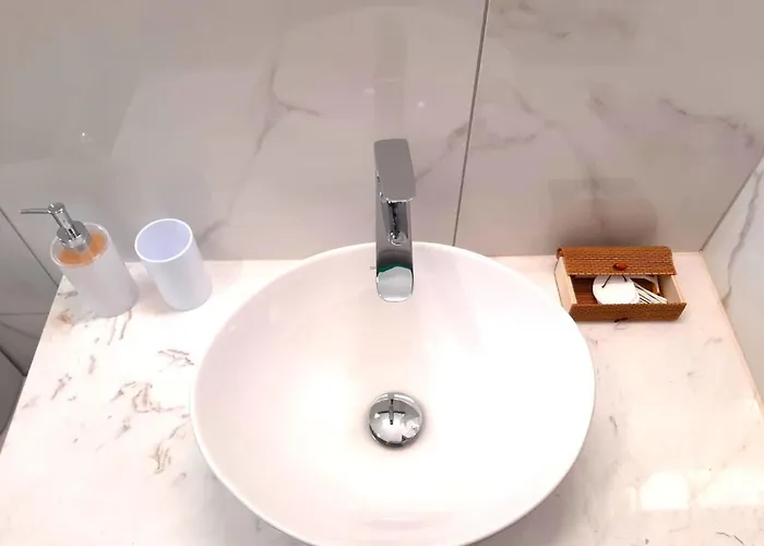 H&o New 4 Seasons Universal