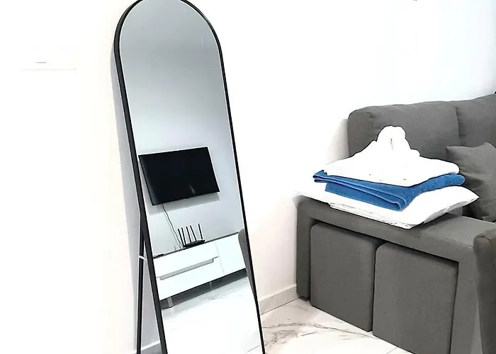 H&o New 4 Seasons Universal