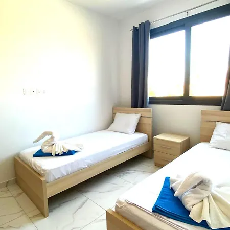 Apartman H&o New 4 Seasons Universal *