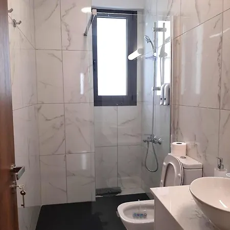 Apartman H&o New 4 Seasons Universal Paphos
